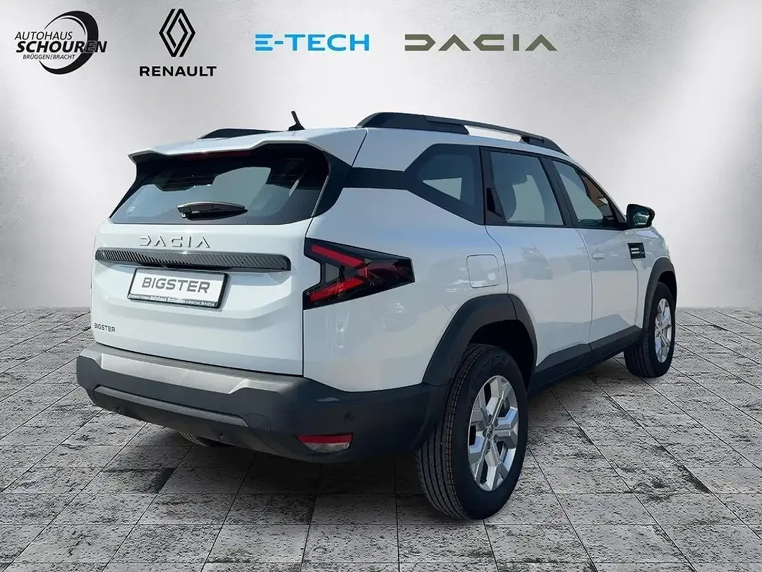 Dacia Bigster TCe Essential - Thumbnail 3