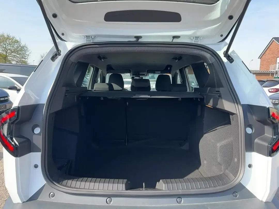 Dacia Bigster TCe Essential - Thumbnail 5