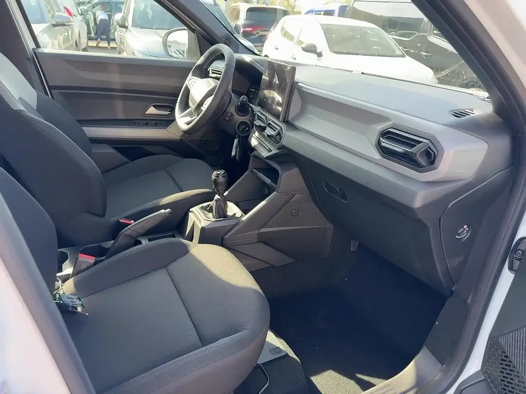 Dacia Bigster TCe Essential - Thumbnail 7