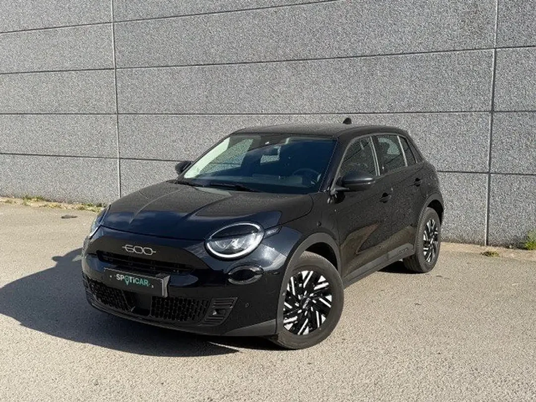 Fiat 600 Hybrid - Afbeelding 1