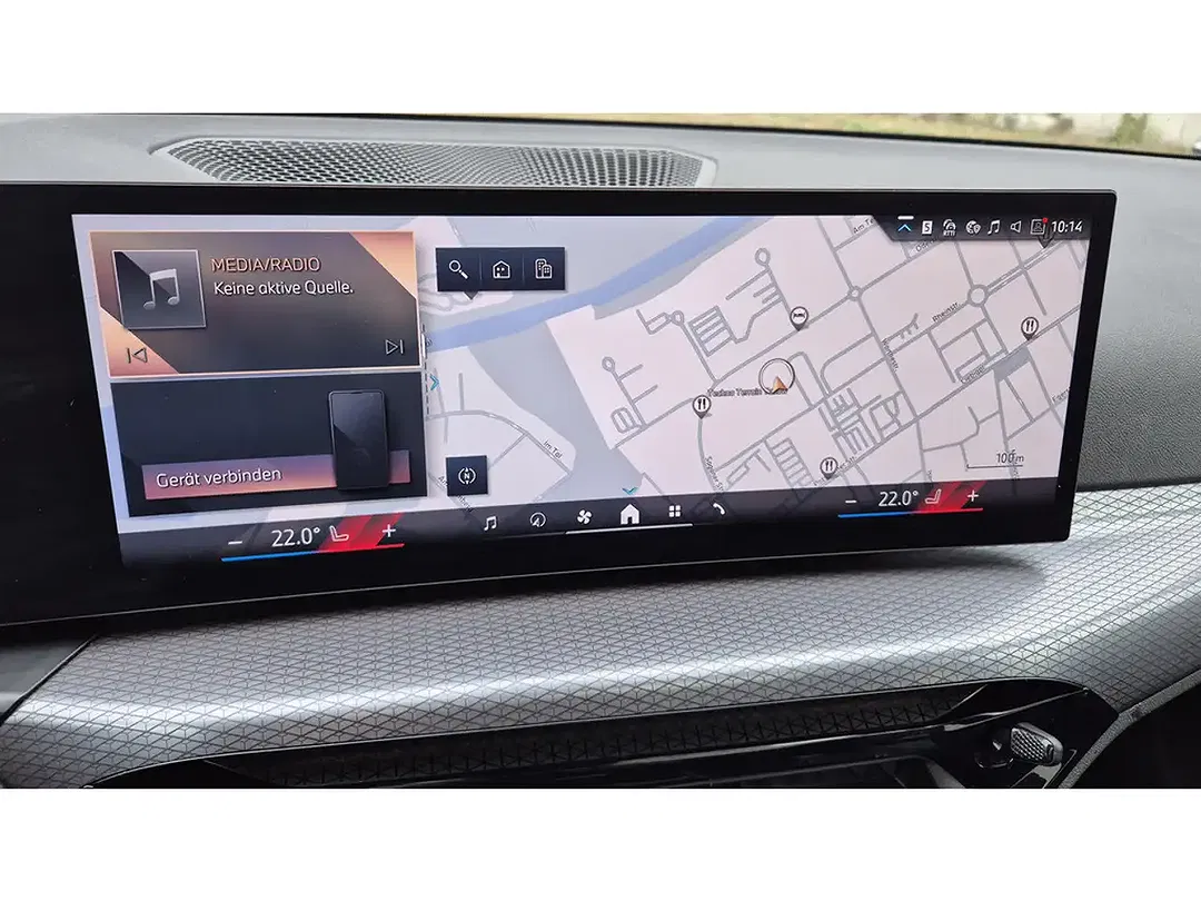 BMW 320 xDrive M Sport - Thumbnail 11