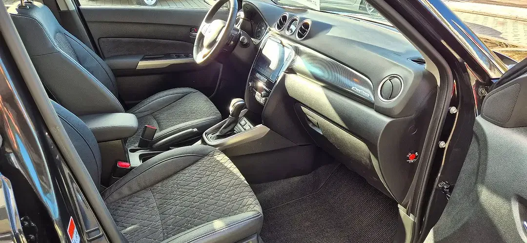 Suzuki Vitara Hybrid 1.5 Dualjet AGS AllGrip Comfort+ - Thumbnail 10