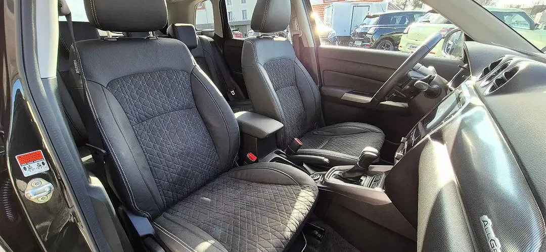 Suzuki Vitara Hybrid 1.5 Dualjet AGS AllGrip Comfort+ - Thumbnail 12