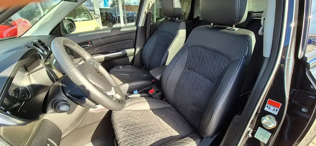 Suzuki Vitara Hybrid 1.5 Dualjet AGS AllGrip Comfort+ - Thumbnail 6