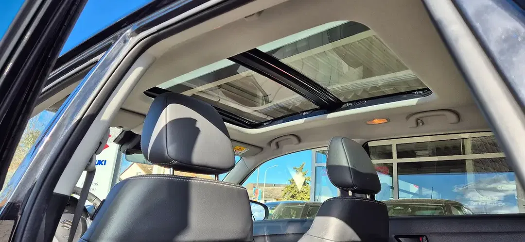 Suzuki Vitara Hybrid 1.5 Dualjet AGS AllGrip Comfort+ - Thumbnail 8