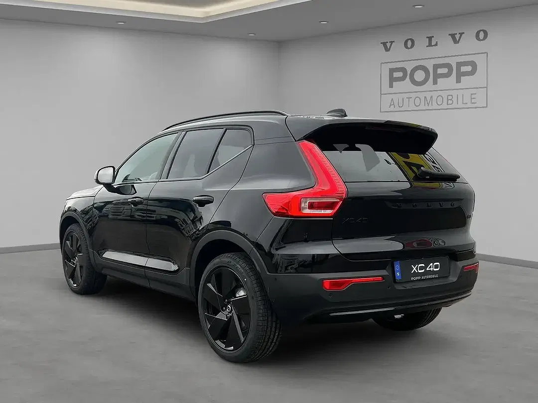 Volvo XC40 B3 Plus Black Edition - Thumbnail 12