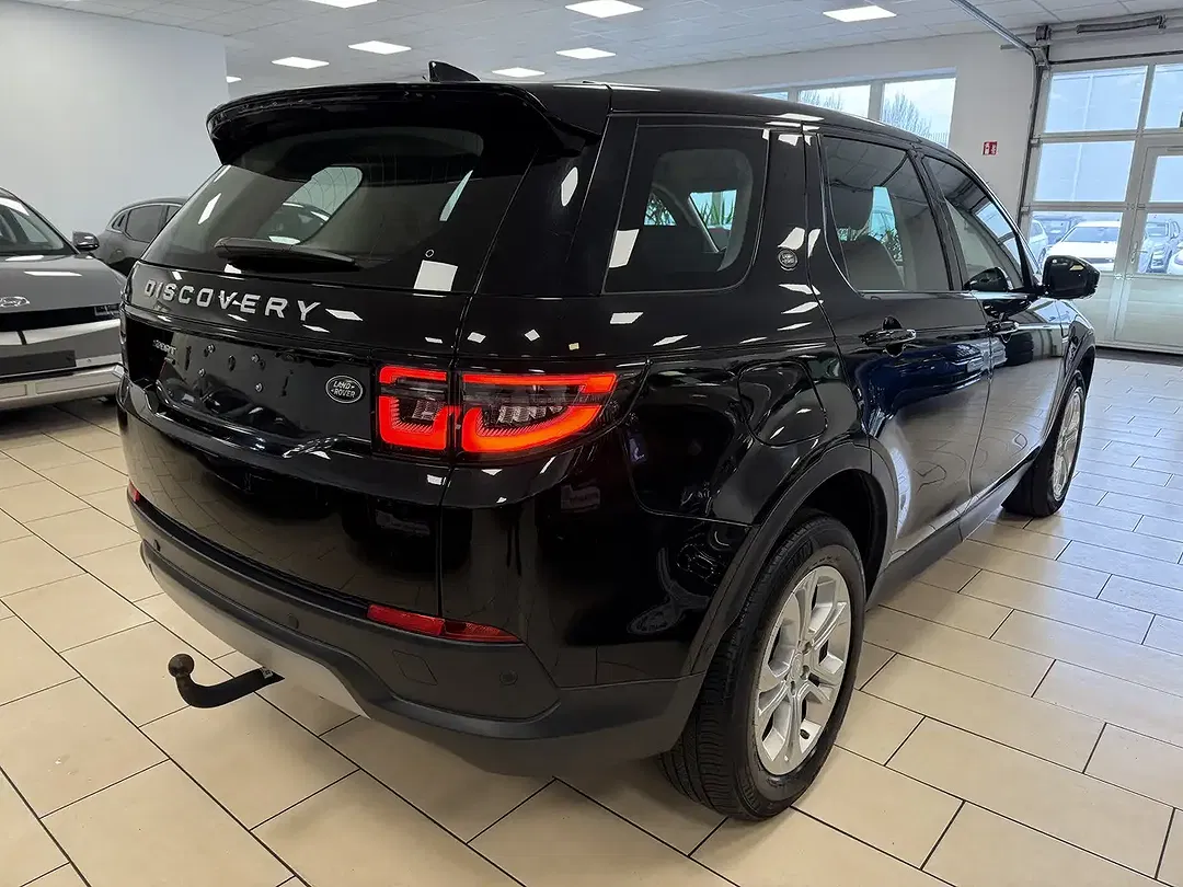 Land Rover Discovery Sport 4x4 S - Thumbnail 4