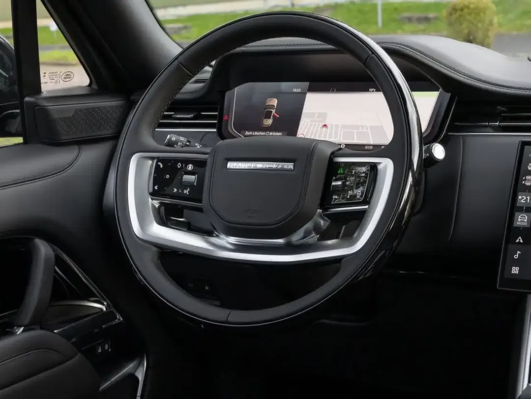 Land Rover Range Rover P550e Hybrid Autobiography - Thumbnail 14