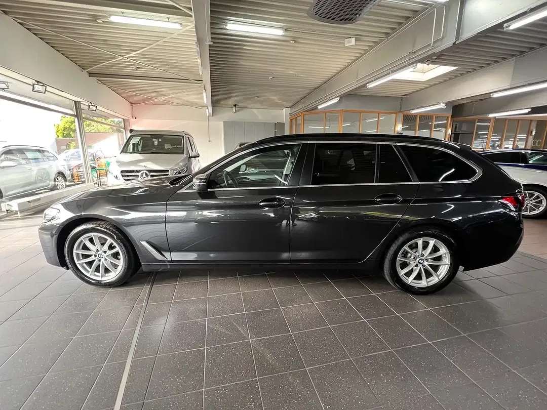 BMW 520 Touring - Thumbnail 6