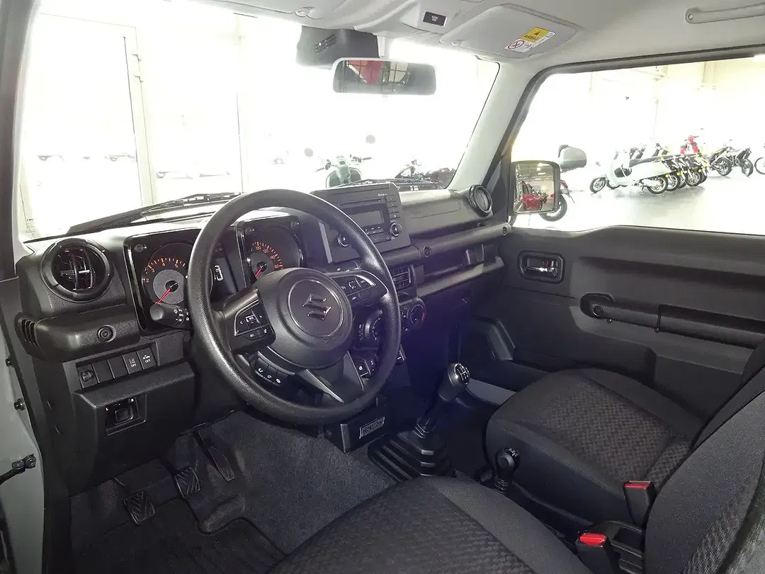 Suzuki Jimny AllGrip Comfort - Thumbnail 8