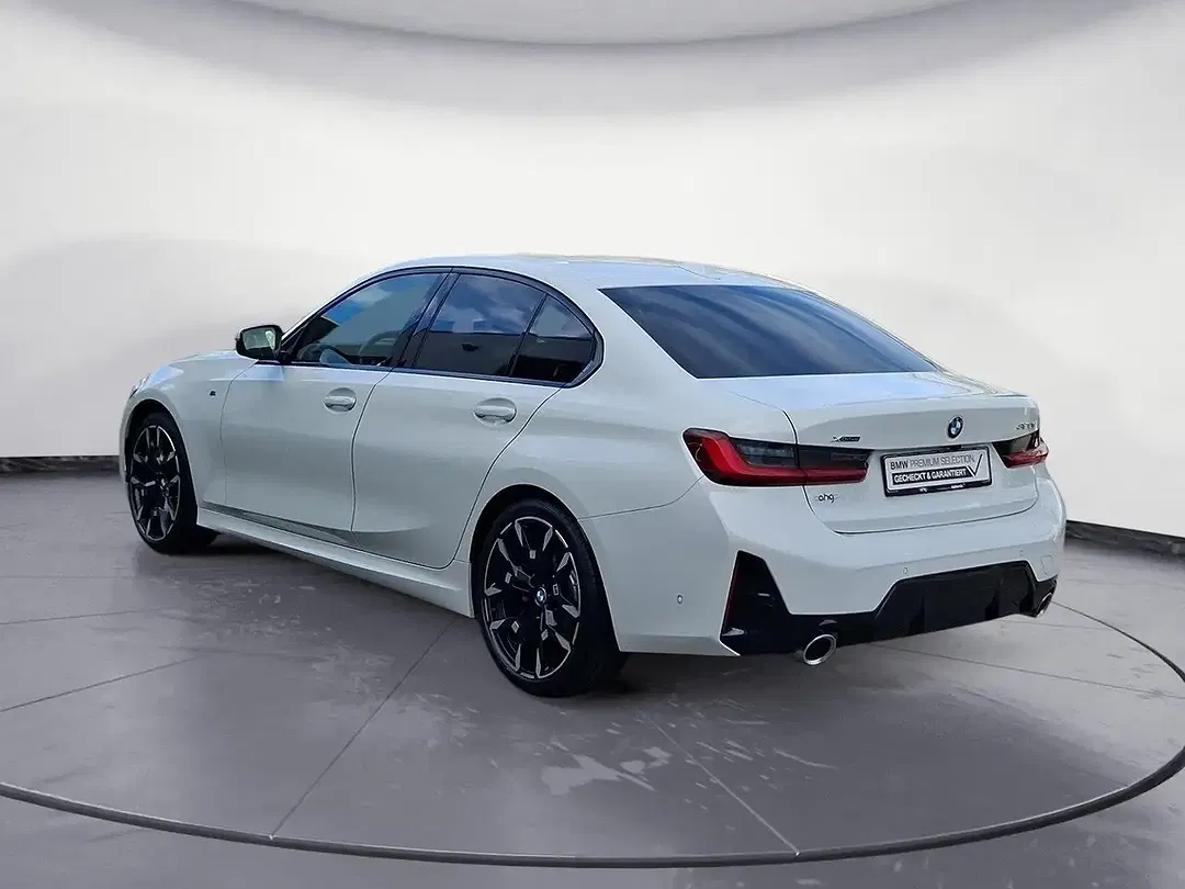 BMW 320 AUT xDrive M Sport - Thumbnail 4