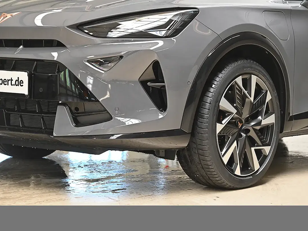 CUPRA Formentor PHEV VZ - Thumbnail 5