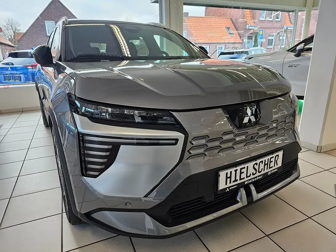 Mitsubishi Eclipse Cross Diamant Top Luxury - Thumbnail 4
