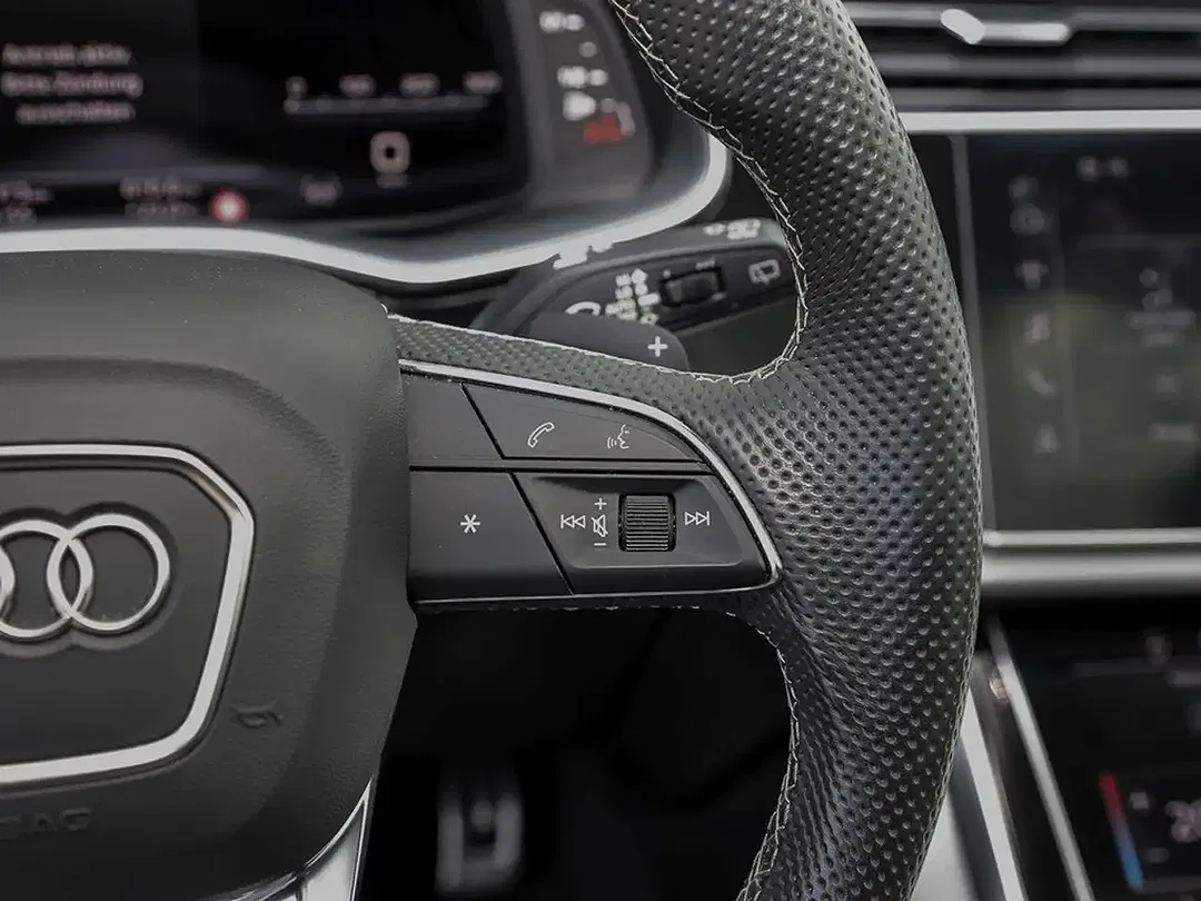 Audi SQ7 4.0 TFSI Matrix LED - Thumbnail 18
