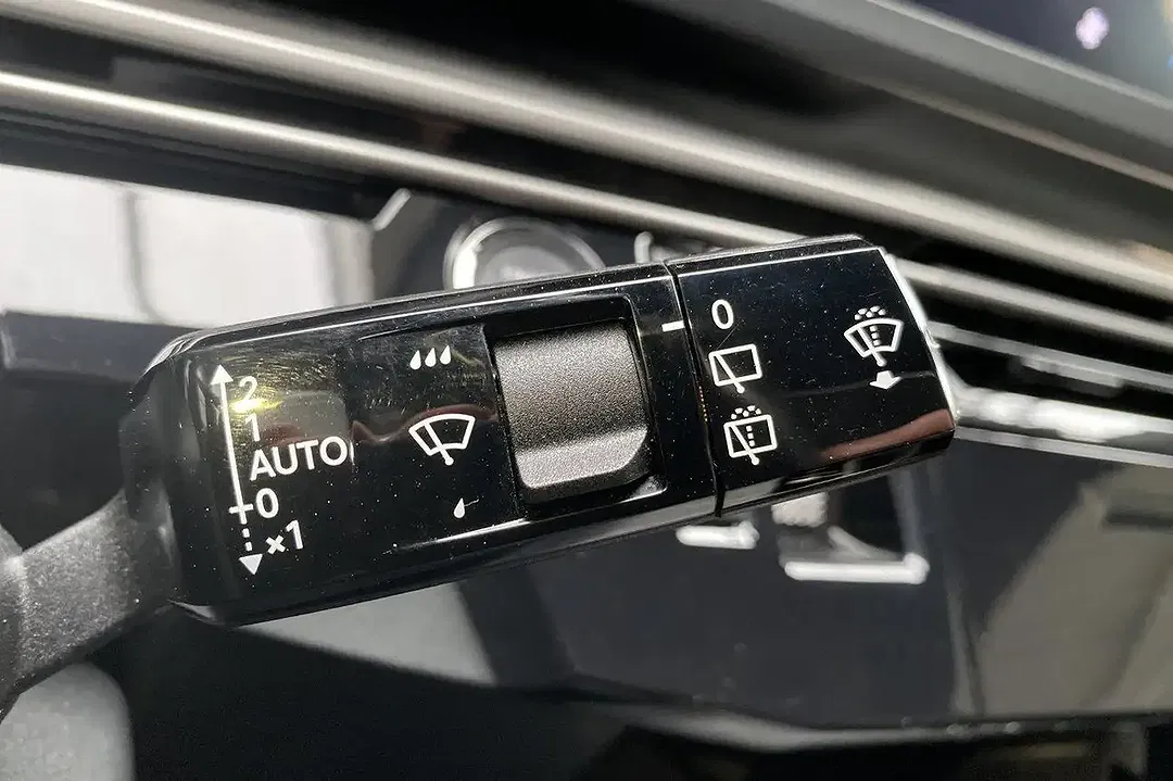 Peugeot 5008 Hybrid Allure - Thumbnail 27