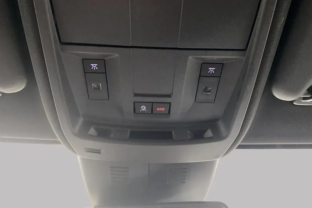 Peugeot 5008 Hybrid Allure - foto 36