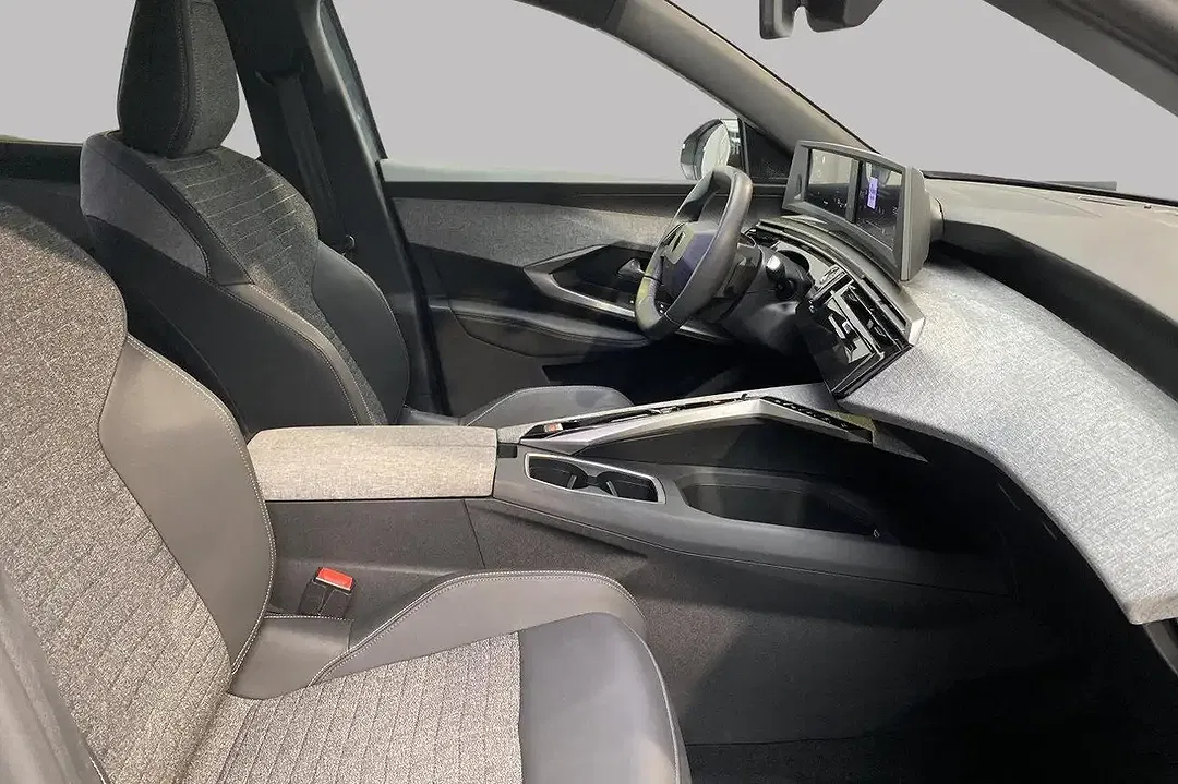 Peugeot 5008 Hybrid Allure - Thumbnail 8