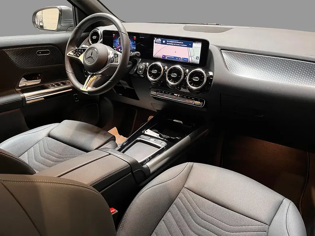 Mercedes-Benz GLA 200 Luxury - Thumbnail 10
