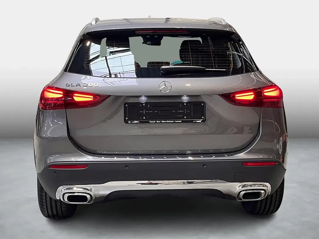 Mercedes-Benz GLA 200 Luxury - Thumbnail 3