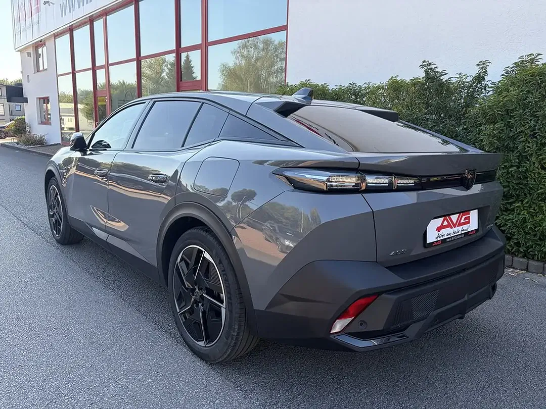 Peugeot 408 PHEV Allure - Thumbnail 18