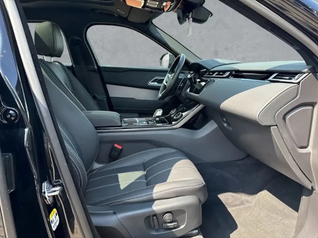 Land Rover Range Rover Velar P400e S - Thumbnail 3