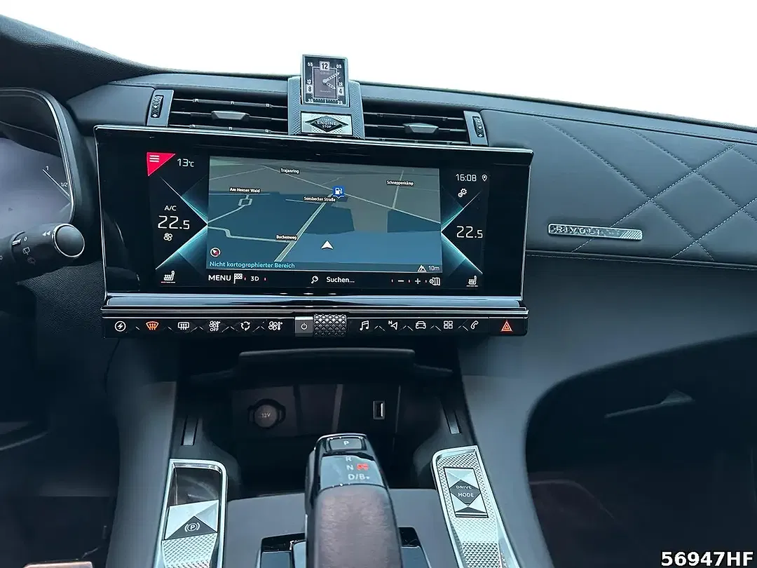 DS Automobiles DS 7 - Thumbnail 13
