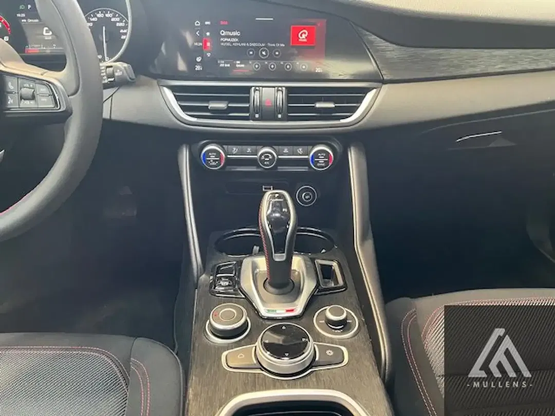 Alfa Romeo Giulia JTD AUT Super - Thumbnail 14