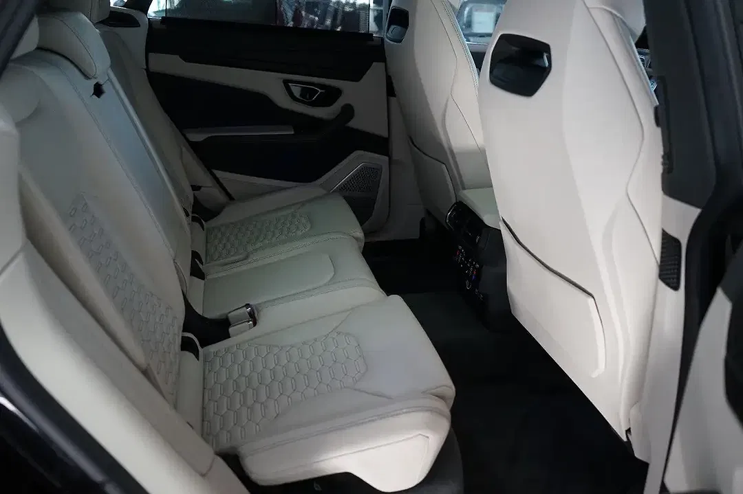 Lamborghini Urus - Thumbnail 20