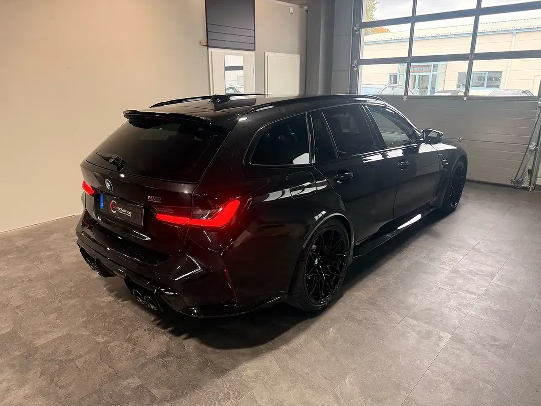 BMW M3 xDrive Competition Touring - Thumbnail 8