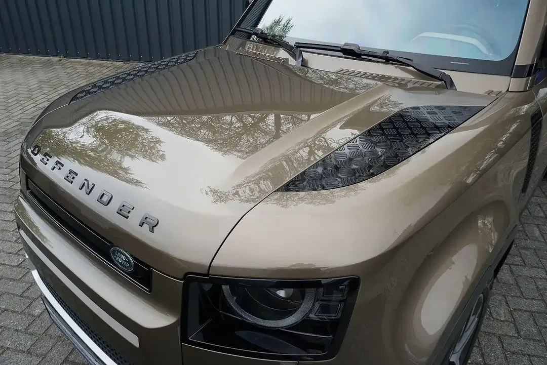 Land Rover Defender 110 HSE - Thumbnail 11