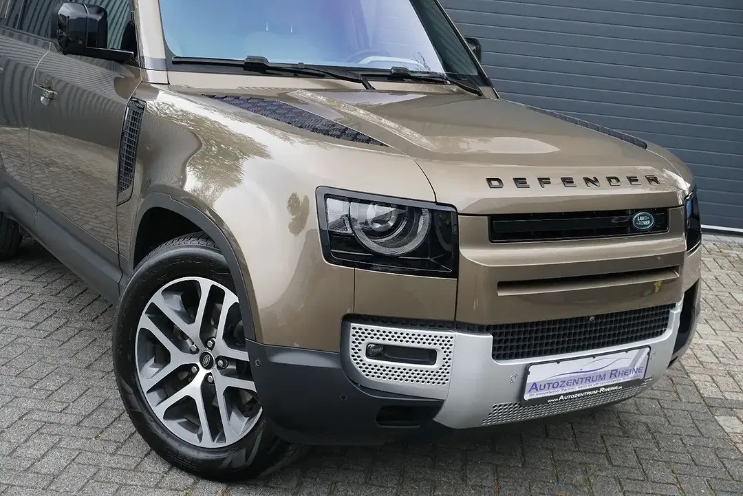 Land Rover Defender 110 HSE - Thumbnail 12