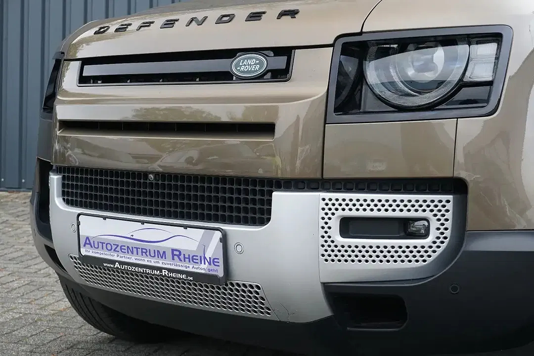 Land Rover Defender 110 HSE - Thumbnail 13