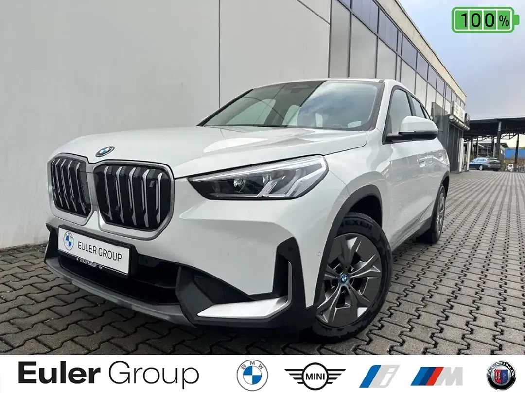 BMW iX1 xDrive - foto 1
