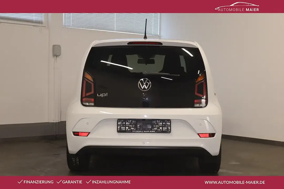 Volkswagen up! R-Line - Thumbnail 5