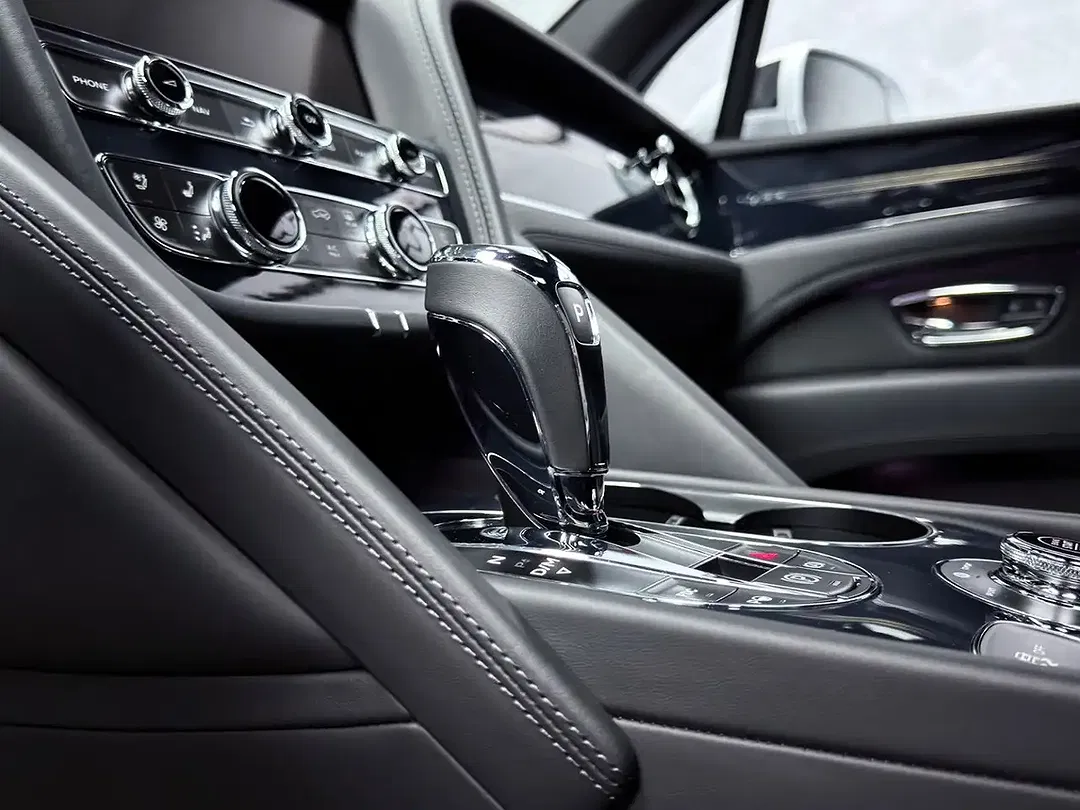 Bentley Bentayga 4.0 V8 EWB - Thumbnail 13