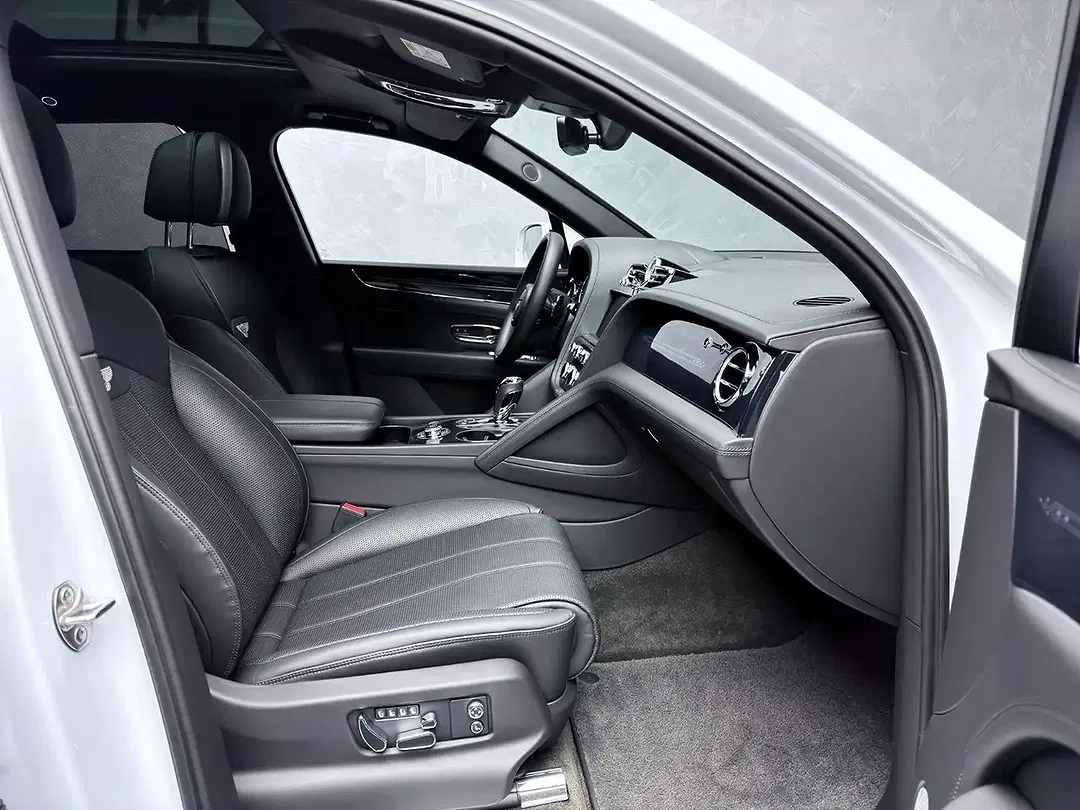 Bentley Bentayga 4.0 V8 EWB - Thumbnail 9