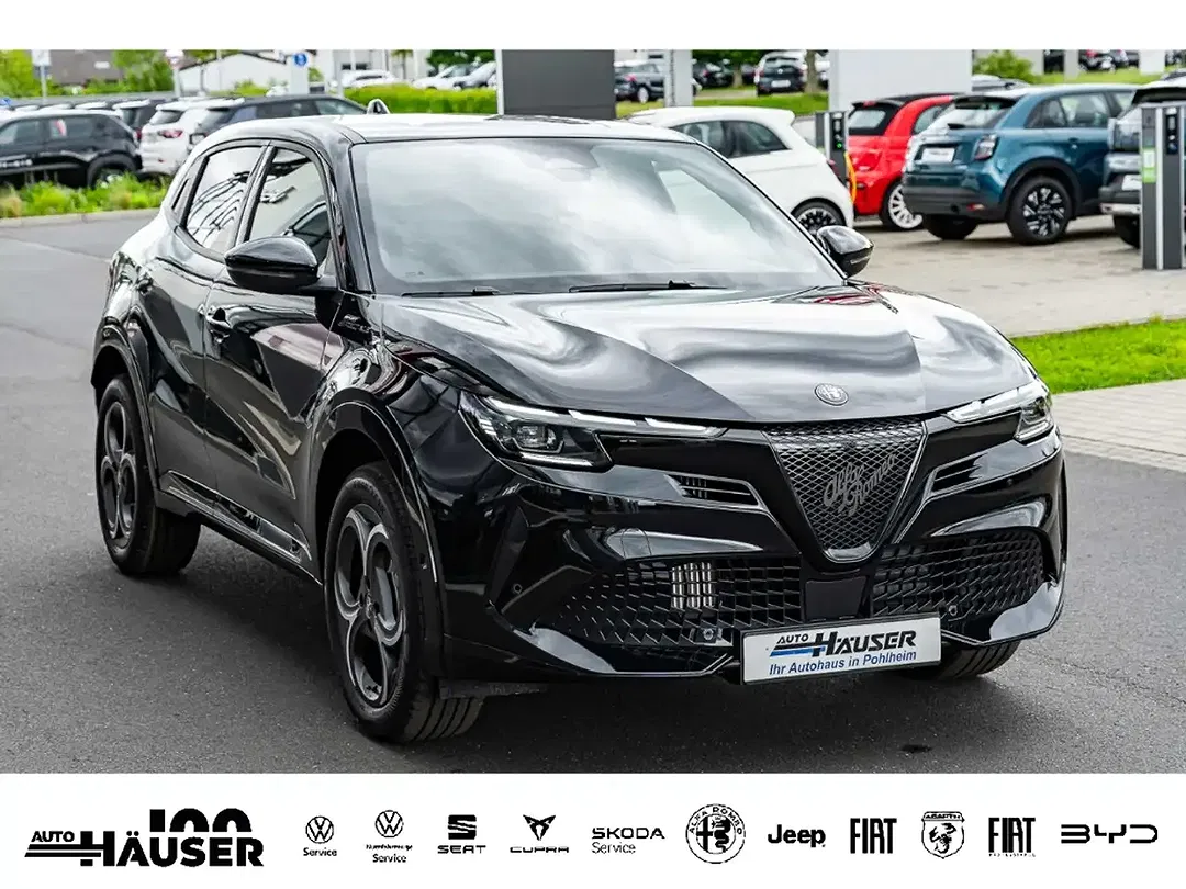 Alfa Romeo Junior 1.2 Ibrida VGT Q4 Sport Speciale - Thumbnail 5