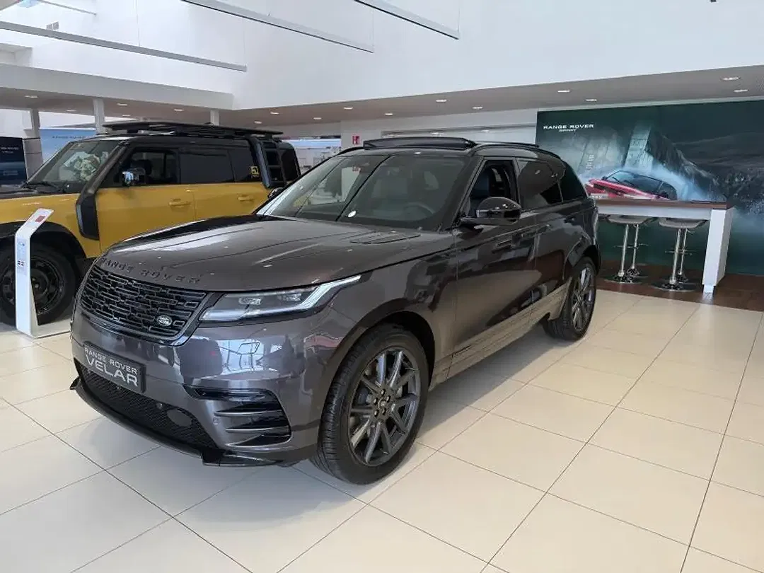 Land Rover Range Rover Velar P400e - Thumbnail 3