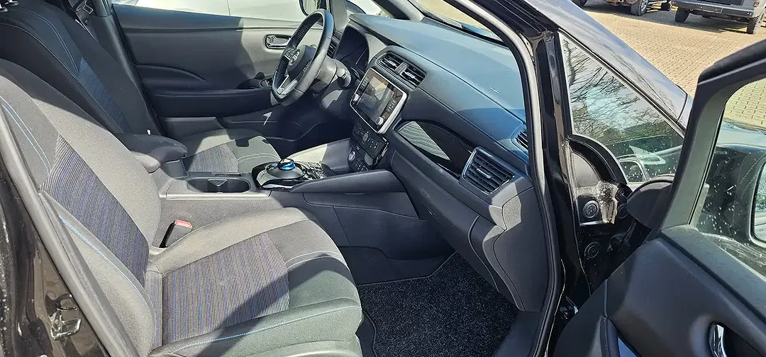 Nissan Leaf N-Connecta - Thumbnail 14