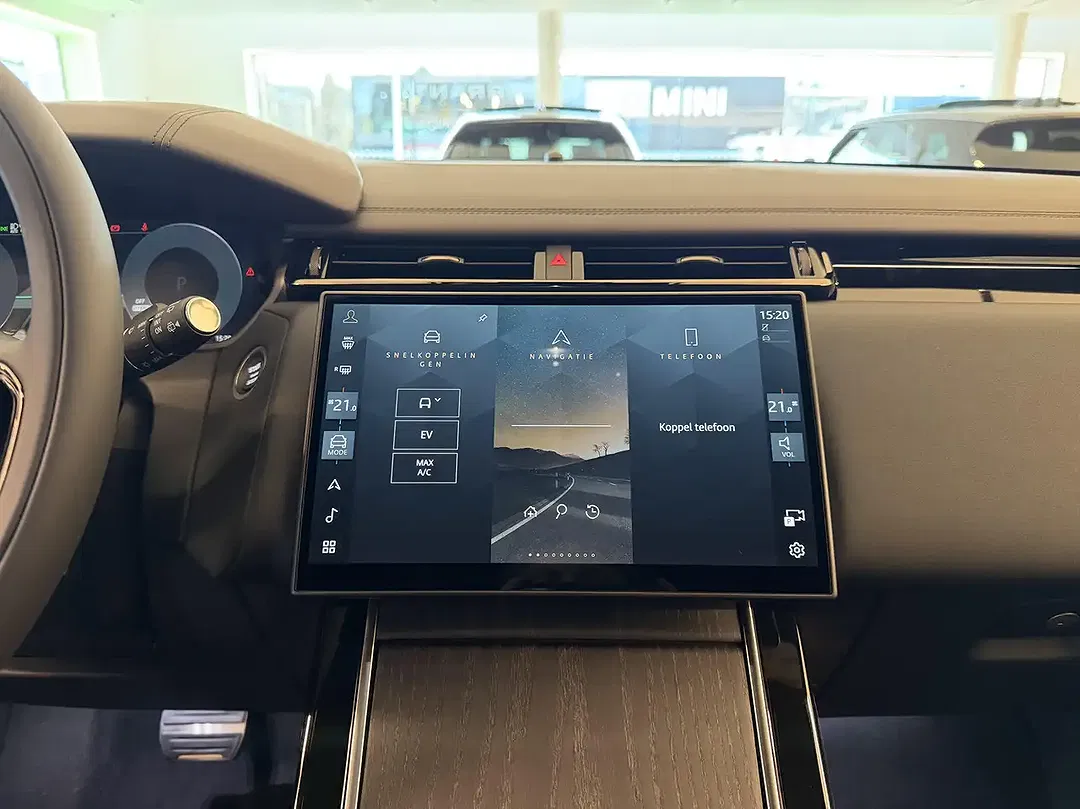 Land Rover Range Rover Velar P400e 4x4 Dynamic SE - Thumbnail 12