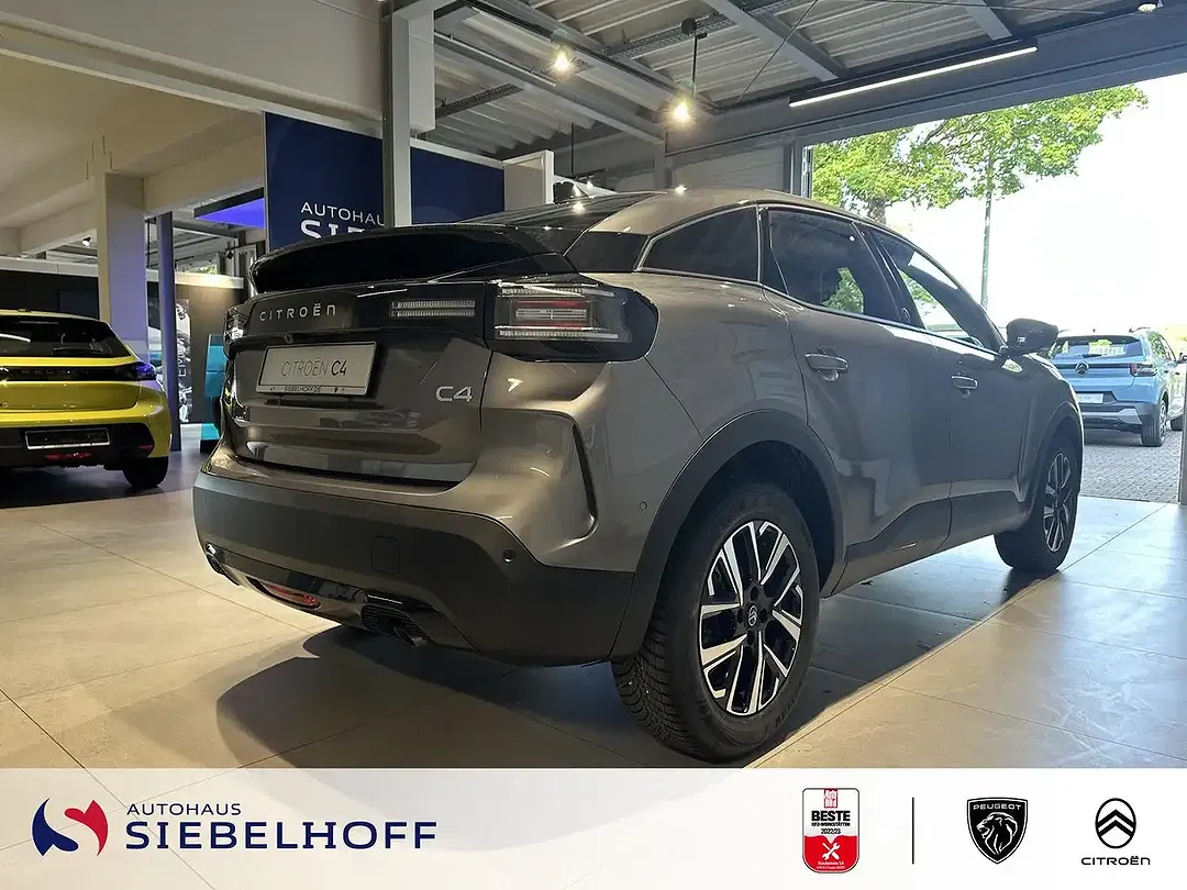 Citroen C4 Hybrid - Thumbnail 5