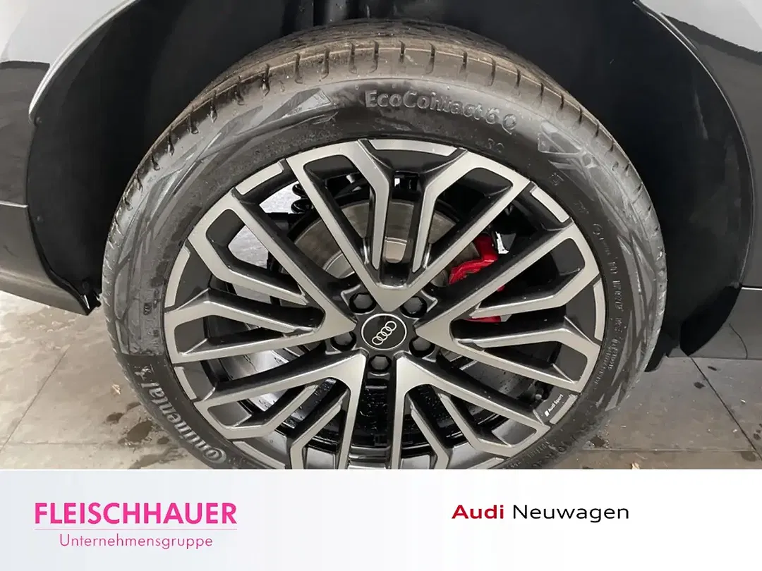 Audi Q3 TFSI S tronic quattro Sportback - Thumbnail 8