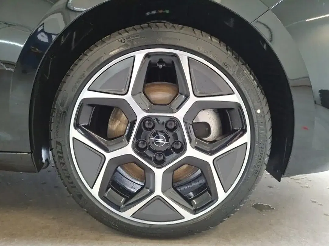 Opel Astra PHEV 1.6 Ultimate - Thumbnail 5