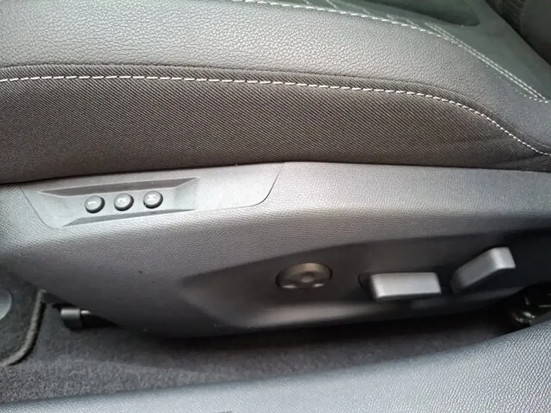 Opel Astra PHEV 1.6 Ultimate - Thumbnail 8