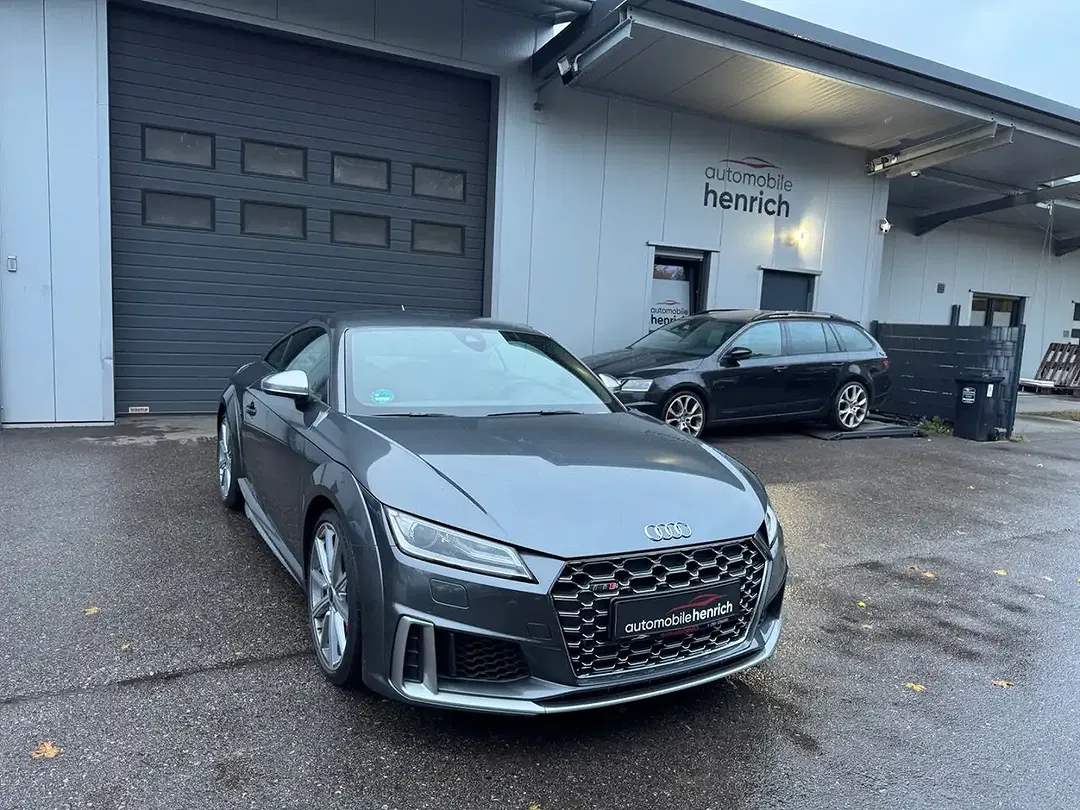 Audi TTS S tronic quattro Coupe - foto 1