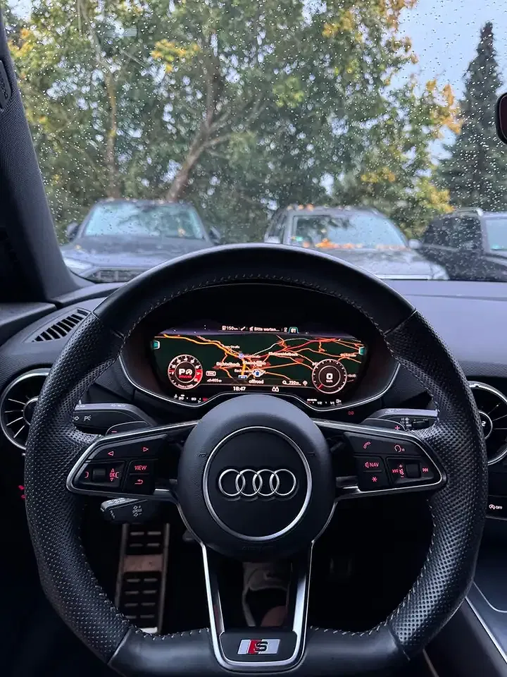 Audi TTS S tronic quattro Coupe - Thumbnail 14
