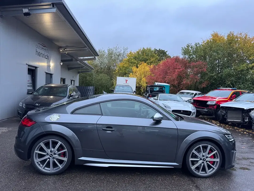 Audi TTS S tronic quattro Coupe - foto 2