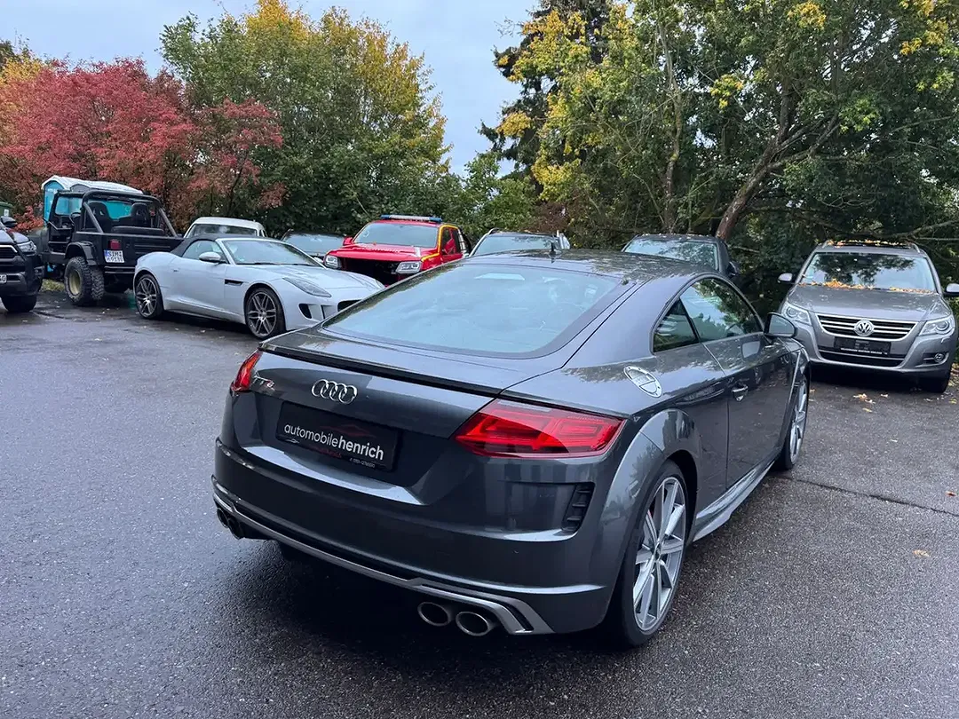 Audi TTS S tronic quattro Coupe - Thumbnail 3