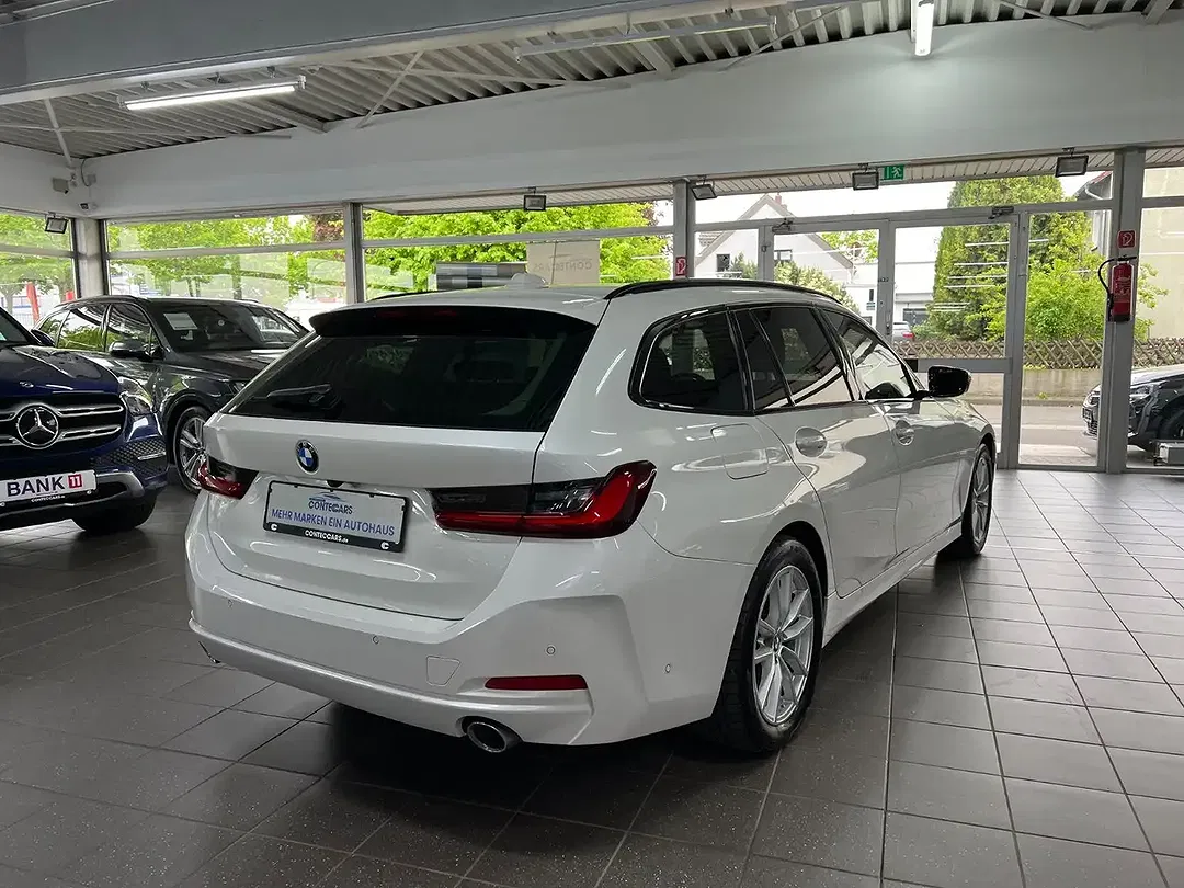 BMW 318 Touring - Thumbnail 12