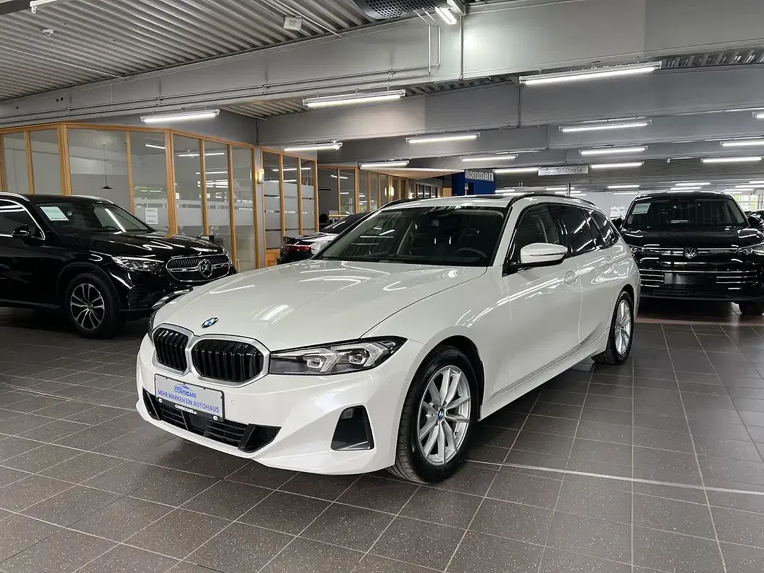 BMW 318 Touring - Thumbnail 2